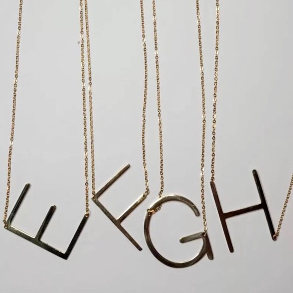 Gold Initial Pendant Necklace Letters A-Z - Picture 9 of 10